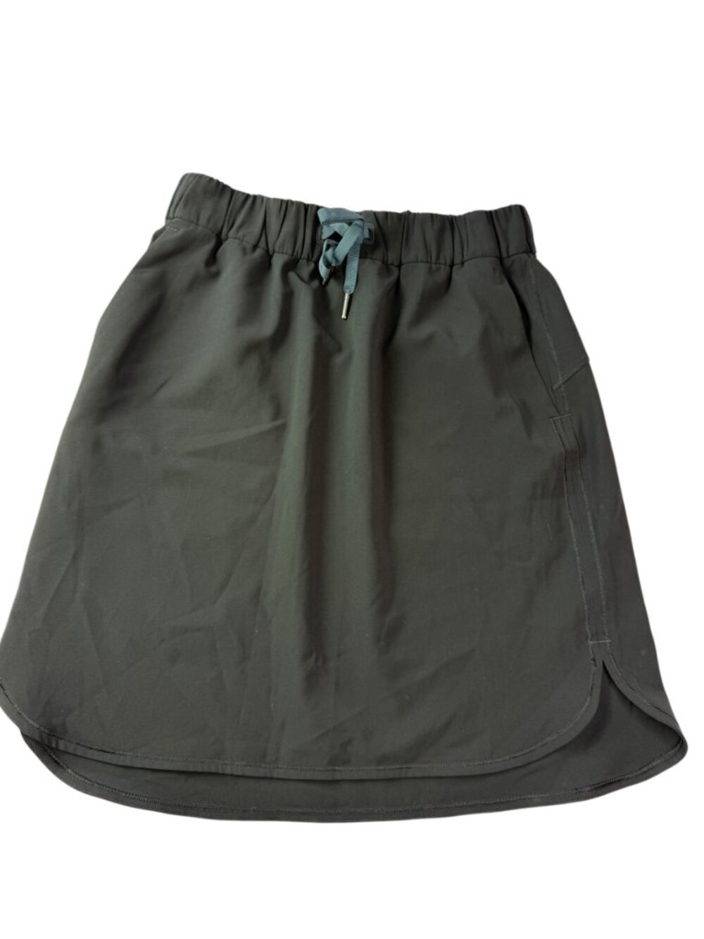 Lululemon Black On the Fly Skirt Elastic Waist and Drawstring. Size Wome's 6